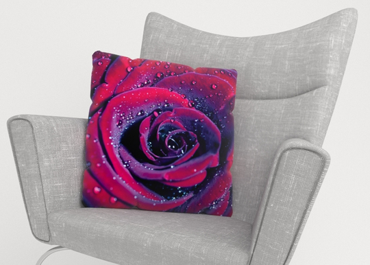 Koristetyynyliina Rose of Love 45x45 cm