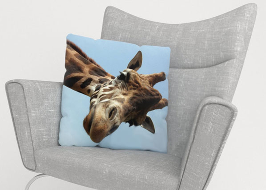 Koristetyynyliina GIRAFFE 45x45 cm